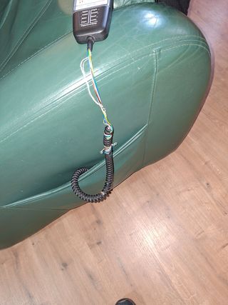 Sillón masaje piel verde