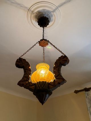 2 Lámparas antiguas de madera