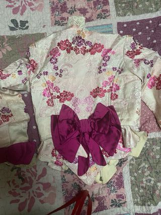 Traje festera niña beige/rosa