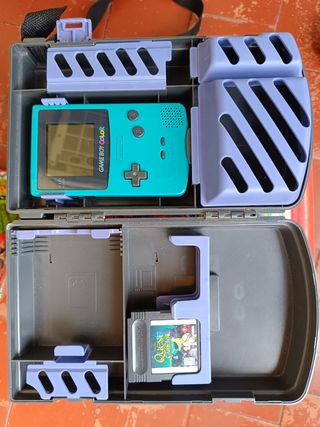 Game Boy Color turquesa + Quest+estuche