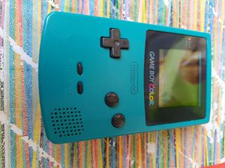 Game Boy Color turquesa + Quest+estuche