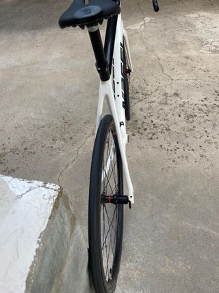 Bicicleta carretera carbono Massi