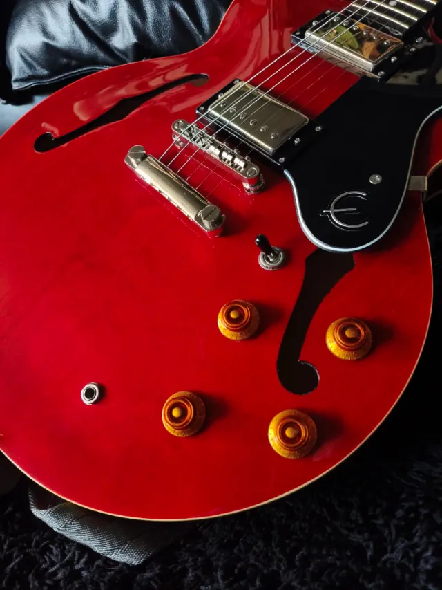 Epiphone 335 Guitarra semihueca hambuckers hh