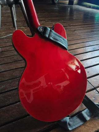 Epiphone 335 Guitarra semihueca hambuckers hh