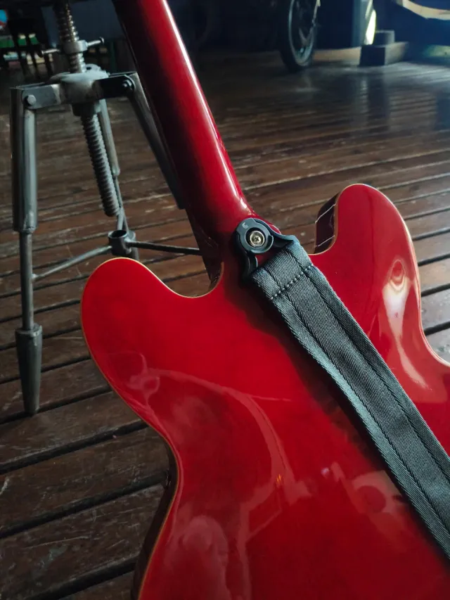 Epiphone 335 Guitarra semihueca hambuckers hh