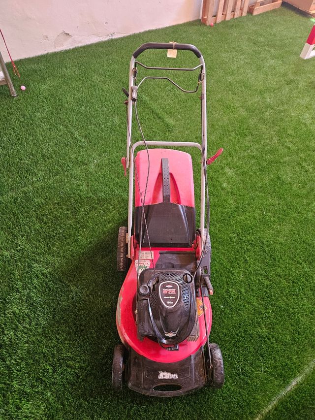 Cortacésped Briggs & Stratton 190cc 
675 Series