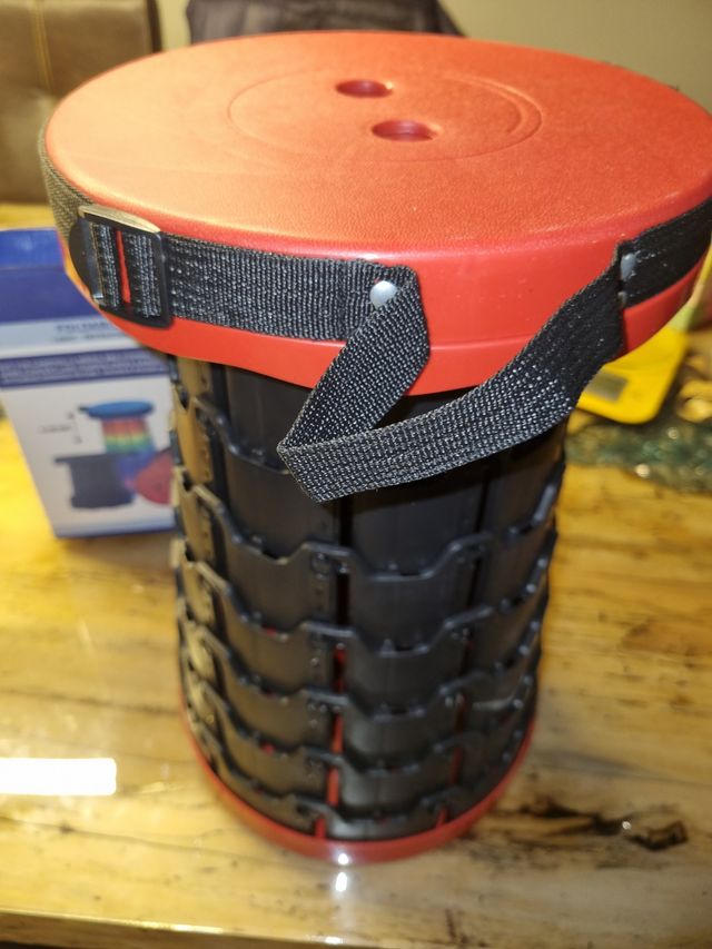 Taburete telescópico plegable