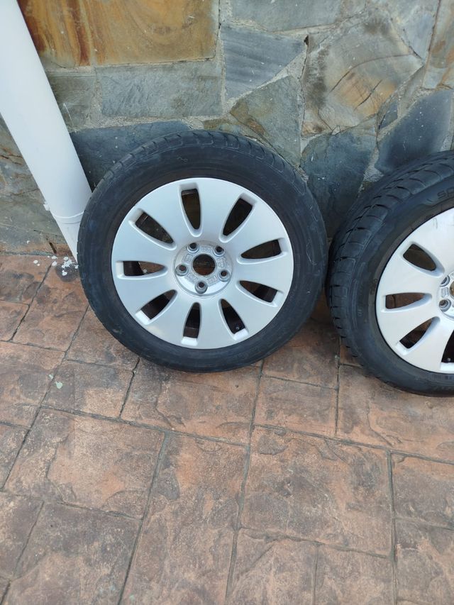 Llantas+ Neumáticos