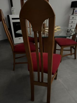 Mesa comedor + 6 sillas madera