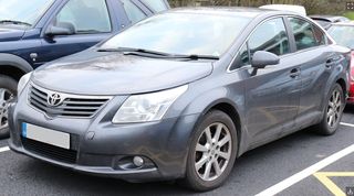 Soporte guía izquierda  Toyota Avensis