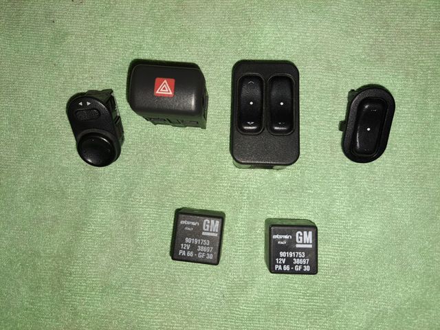Botones y reles opel zafira A