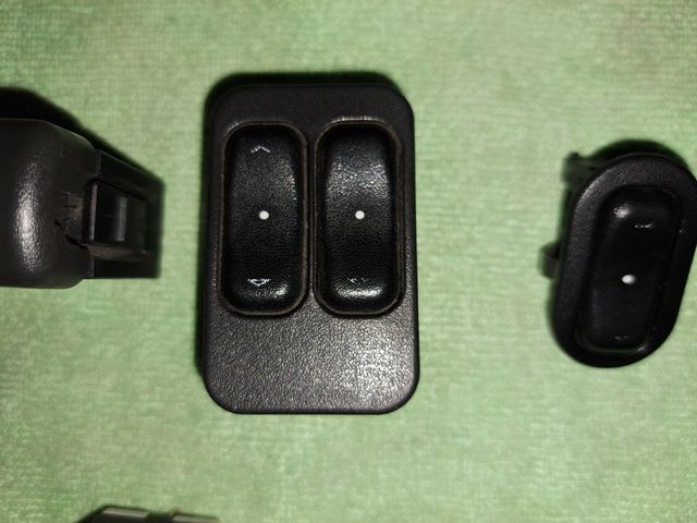 Botones y reles opel zafira A