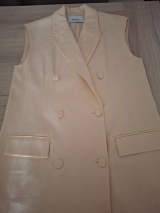 Chaleco blazer beige Stradivarius