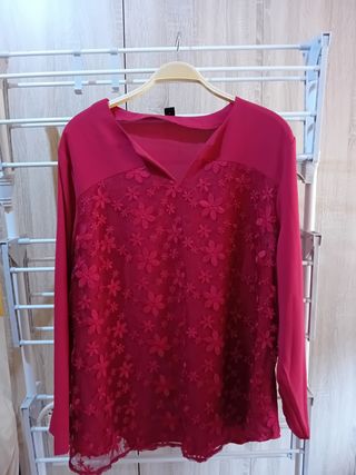 Blusa roja bordada - 2 capas