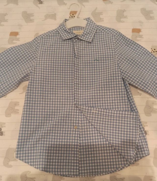 Camisa de cuadros azul y blanca de manga larga