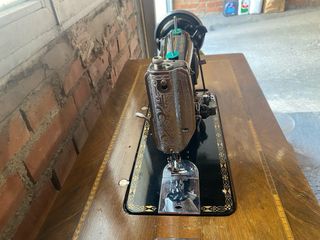 Máquina Coser Antigua Sigma