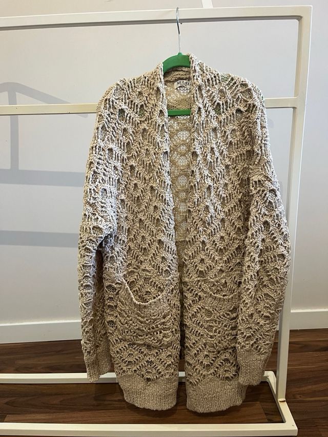 Chaqueta de punto beige