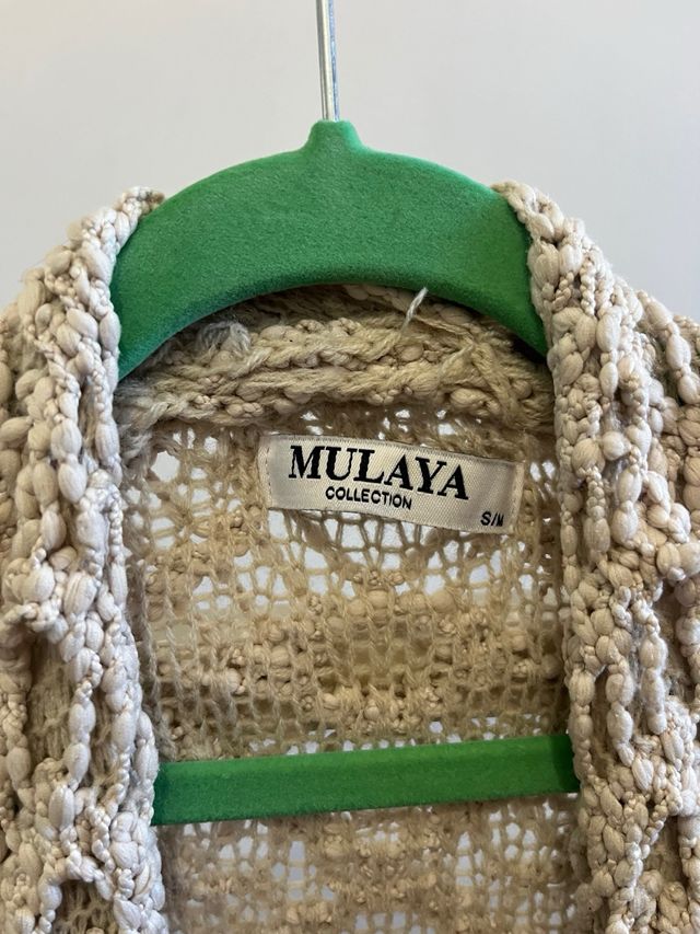 Chaqueta de punto beige