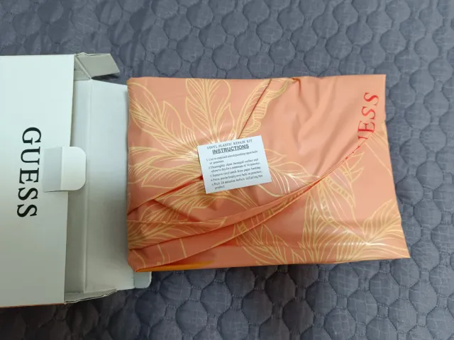 Ciambella gonfiabile GUESS