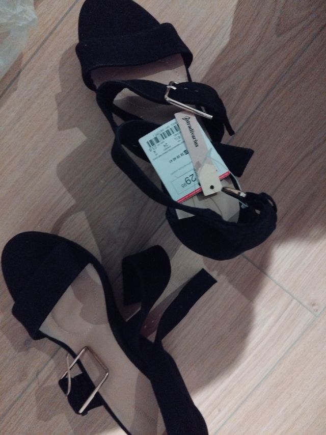 Plataforma negra - zapatos nuevos