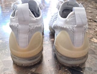 Nike Vapormax talla 38 Gris