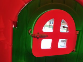 Casita infantil jardín -Resina