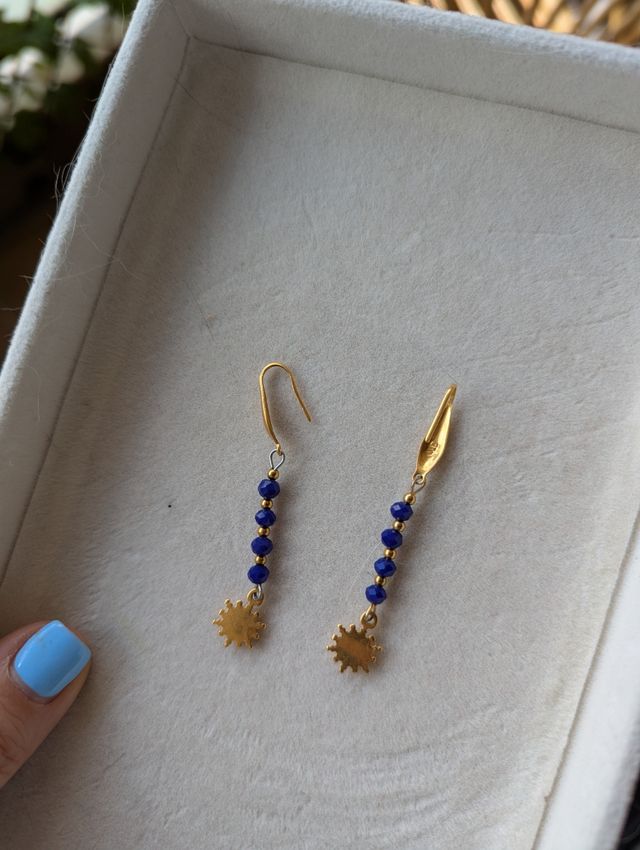 Pendientes variados en pack.