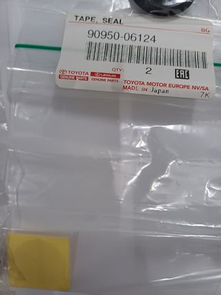 Toyota VERSO 2013. TAPON LLANTA
