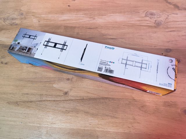 Soporte TV Tooq asta 90" - Negro