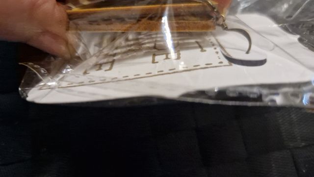 Orecchini in legno etnici beige