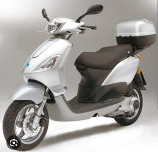 Tija Piaggio fly