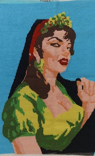 tela ricamata a mano