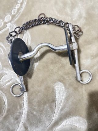 Bocado Pelham con goma y cadena