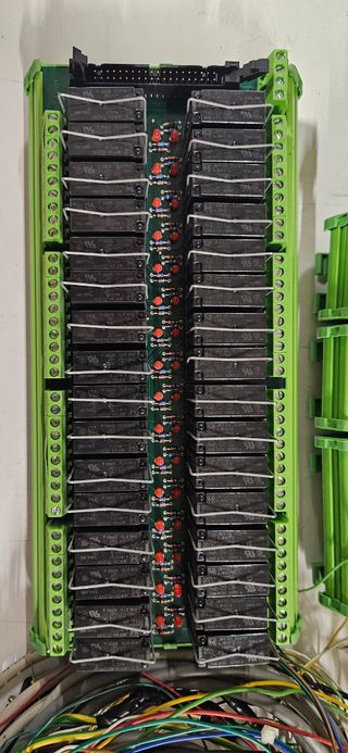 PLC Panasonic FPG-C28P2H + FPG-PN2AN + FPG-XY64D2P