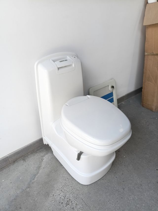 WC portátil Thetford C200 CW