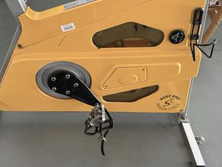 Bicicleta estática profesional Body Bike