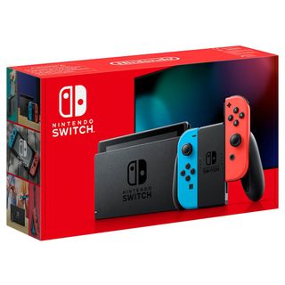 Nintendo Switch con giochi e custodia 