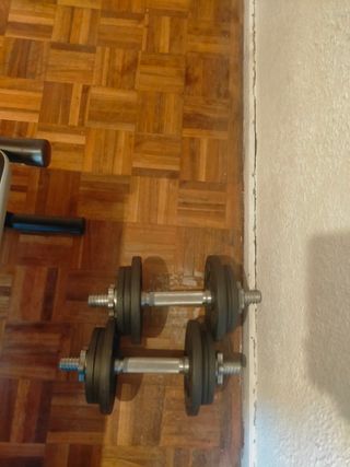 Banco press + 2 mancuernas