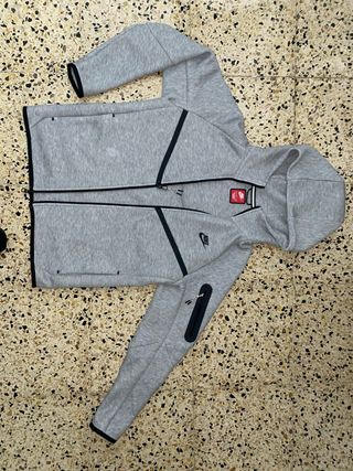 Chaqueta Nike Tech Fleece Gris Talla S