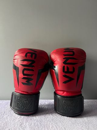 Guantes boxeo VENUM ELITE 3.0 rojos