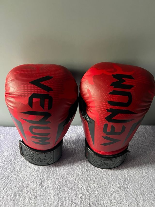 Guantes boxeo VENUM ELITE 3.0 rojos