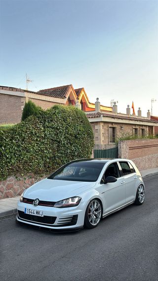 Volkswagen Golf 2015