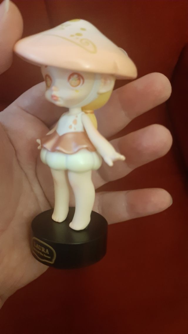 Figura Laura - Blind box