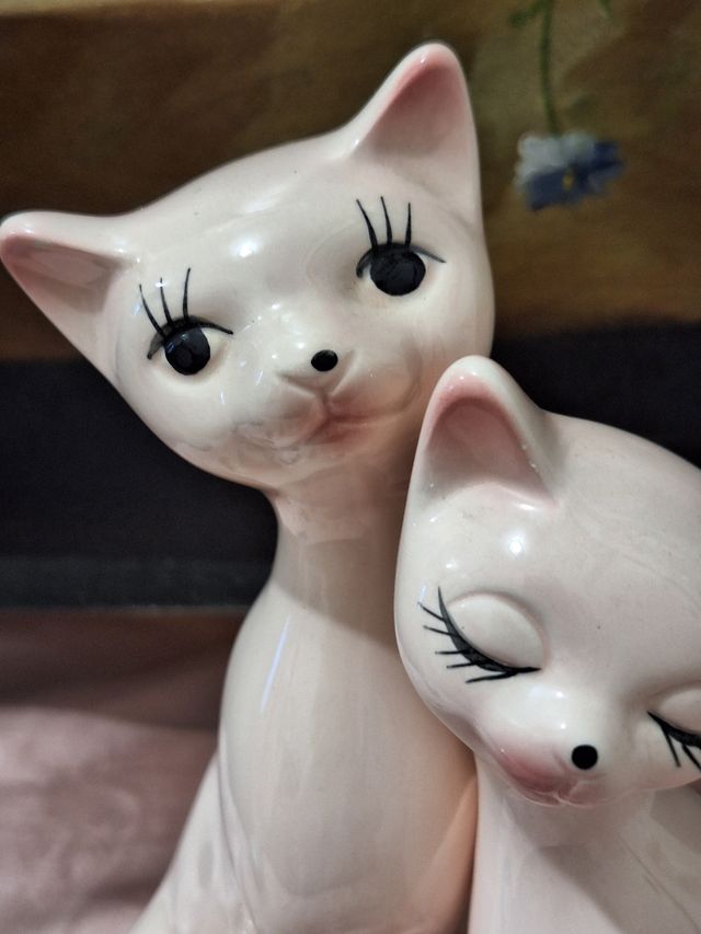 Coppia di gattini vintage