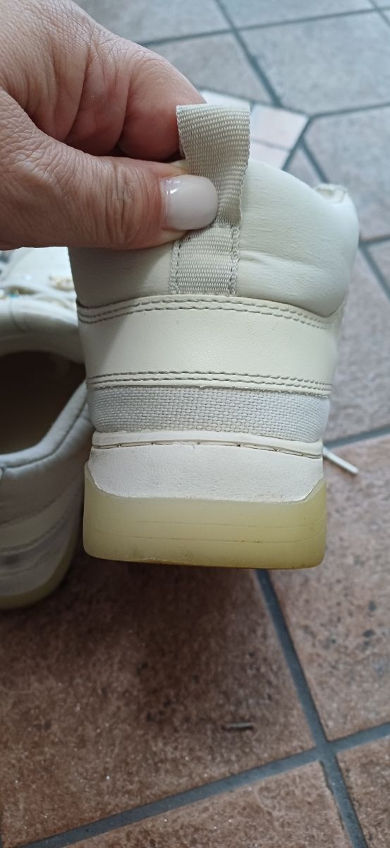 Sneakers bimba bianche con charms numero 34