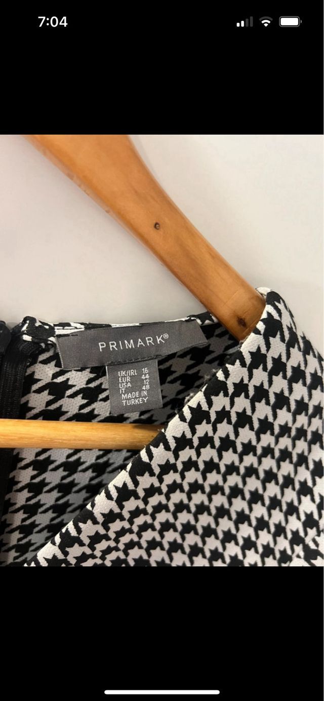 Vestido pata de gallo blanco y negro