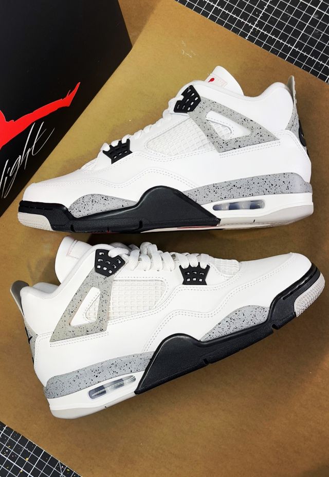 Air Jordan 4 Retro 'White Cement'