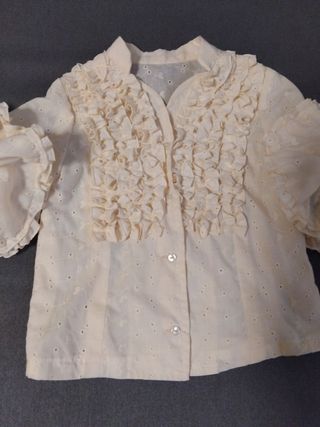 Traje flamenco niña: blusa beige y falda turquesa 