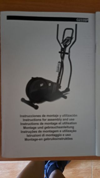 Bicicleta elíptica BH G233SP apenas usada.