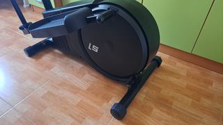 Bicicleta elíptica BH G233SP apenas usada.